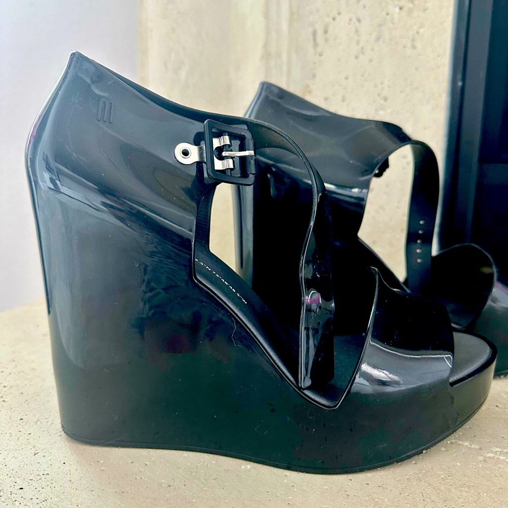 Melissa Mar Wedge Jelly Shoes in Black